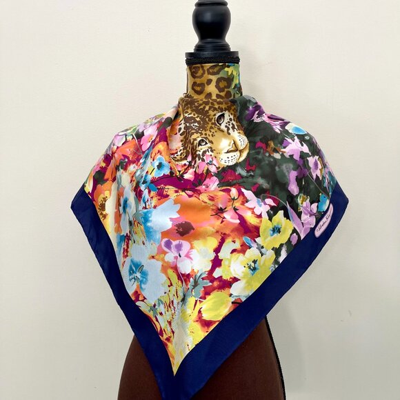 New Salvatore Ferragamo Scarf Leopard Flowers Blue Multicolor Silk Wrap - Picture 14 of 15